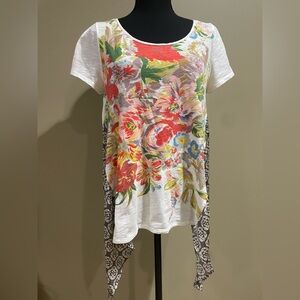 Colorful Floral Women's Short Sleeve Top